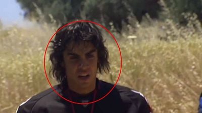 Debutó hace 22 años en 'El Comisario' como un joven macarra. Nadie esperaba que se convirtiera en uno de los directores más importantes de España, ¿le reconoces? noticias imagen