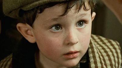 El niño irlandés de 'Titanic' sigue ganando dinero por una sola frase 29 años después: "Cuando llega el cheque, digo 'Genial'" noticias imagen
