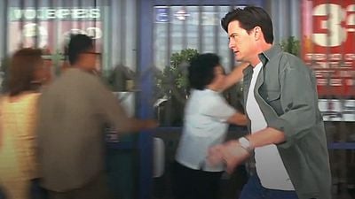 El guionista de 'Jurassic Park' dirigió su propia película de apagones y sacó a relucir lo peor que haría el ser humano en estos casos noticias imagen