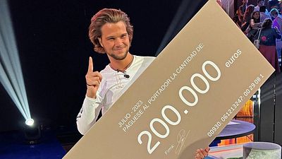 Un error de Carlos Sobera empaña la victoria de Bosco en 'Supervivientes 2023' y hace saltar las alarmas de "tongo" noticias imagen