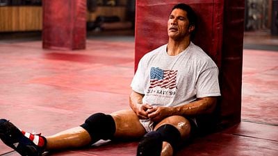 Dwayne Johnson ya tiene su propio 'Rocky': El actor protagoniza el intenso 'biopic' 'The Smashing Machine' noticias imagen