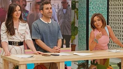 Los nuevos cambios de 'La familia de la tele' lo han convertido en un "programa insufrible": "Hoy ha muerto para siempre" noticias imagen