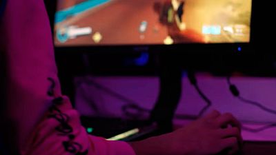 ¿De dónde saca Kick cientos de millones para "arrebatarle" 'streamers' a Twitch? El origen del dinero es claro, pero empieza a dar problemas noticias imagen