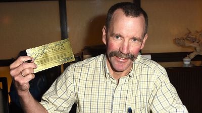 Con 12 años fue protagonista de una película, pero dejó el cine para ser veterinario: aún cobra 10 dólares cada trimestre por ella noticias imagen