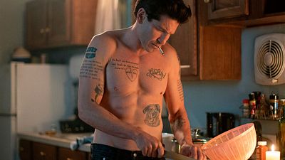 Esta serie no consiguió estar al mismo nivel que la película de los 80 de Richard Gere, por lo que fue cancelada sin piedad tras una temporada noticias imagen