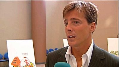"Era el rey de la telebasura": el cambio de vida de Jaime Bores, el "Brad Pitt español" en los 90 que ahora trabaja en hostelería noticias imagen