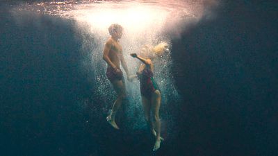 "Una especie de 'Succession' juvenil": el adictivo thriller psicológico que acaba de estrenarse y ya es Nº1 en Prime Video noticias imagen