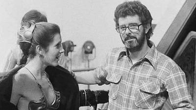 “No podía esperar a matarle”: Todos recordamos el atuendo dorado de la princesa Leia en ‘El retorno del Jedi’, pero a Carrie Fisher no le hacía gracia noticias imagen