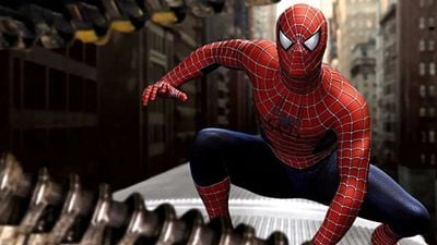 Pausa 'Spider-Man 2' en el minuto 20 y 43 segundos y fíjate bien detrás de Peter Parker noticias imagen