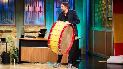 'La Revuelta' supera las expectativas con su debut en RTVE: "Estos 20 minutos se han meado encima de los 19 años de 'El Hormiguero'" noticias imagen