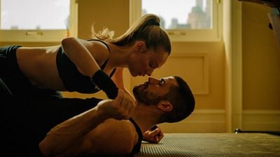 Tras el fenómeno 'Culpables', Prime Video estrenará la nueva adaptación de Mercedes Ron: una bilogía thriller protagonizada por Esther Expósito noticias imagen