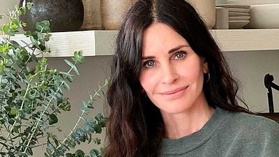 "No me di cuenta de que en realidad se me veía muy rara": Courteney Cox se arrepintió de sus retoques estéticos, pero ahora abraza su belleza noticias imagen
