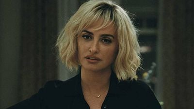 Penélope Cruz besó a la directora de su nueva película y el momento se ha quedado en el filme: "Me quedé tan sorprendida que giré la cabeza y miré directamente a la cámara" noticias imagen