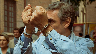 Presentaba el programa más visto en televisión hasta que le metieron por sorpresa en prisión: esta miniserie de HBO cuenta su historia en 6 episodios noticias imagen