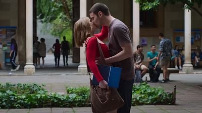 "Son tres escenas íntimas y son suficientes": 'A través del mar' se olvida del sexo para apostar por el drama noticias imagen