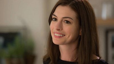 "Me advirtieron de que mi carrera caería en picado a los 35": Anne Hathaway era una niña cuando le hablaron de la dura realidad de Hollywood noticias imagen