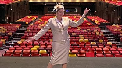 La estrella de los 90 que concursó en 'Supervivientes' y se alejó de la televisión: ahora triunfa en musicales noticias imagen