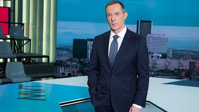 Que fue de Hilario Pino, el histórico presentador de informativos que abandonó la televisión: acabó "harto" de ser el "segundón" de laSexta noticias imagen