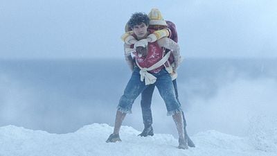 'One Piece' Neflix: Nami y Luffy estuvieron colgados en arneses durante medio mes mientras les soplaban una mezcla de agua y papel en la boca, los ojos y la nariz noticias imagen