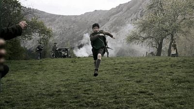 'Las ciegas hormigas': un 'thriller' crudo e íntimo con alma de cuento que desaprovecha su potencial | San Sebastián 2026 noticias imagen