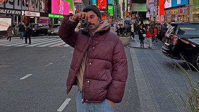 El concursante de 'Gran Hermano' que sobrevivió en pareja a 'La isla de las tentaciones': ahora es padre y "vive" en una furgoneta noticias imagen