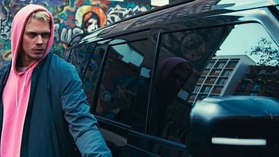 ¿Más desagradable que Hannibal Lecter?: En el impactante tráiler del thriller 'Locked', Anthony Hopkins tortura a una estrella de 'Nosferatu' e 'It' noticias imagen