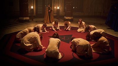 Netflix hizo su propia 'Saltburn' en 2020 y nadie lo recuerda: Un 'thriller' sobre un culto elitista que sorprendió a muchos noticias imagen