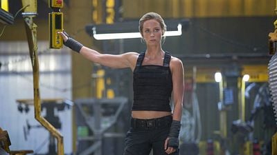 Emily Blunt empuja con muchas ganas a este soldado en 'Al filo del mañana': es su propio hermano noticias imagen