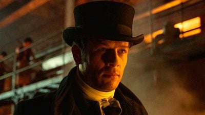 "No tiene la misma fuerza explosiva": la nueva serie del creador de 'Peaky Blinders' ya está en Netflix y la crítica ya ha hecho su veredicto noticias imagen