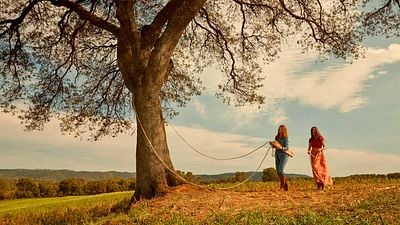 'Regreso a Las Sabinas', la nueva Serie Original de Disney+ protagonizada por Andrés Velencoso, Celia Freijeiro y Natalia Sánchez noticias imagen