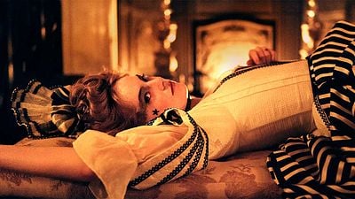 La película mejor valorada de Emma Stone no es 'Pobres criaturas', sino esta inteligente comedia negra por la que fue nominada al Oscar noticias imagen