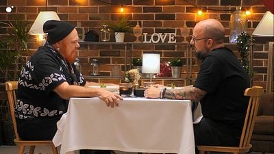 Dos compañeros de trabajo se encuentran en 'First Dates' y confiesan que siempre se han gustado noticias imagen
