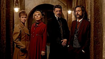 Los espectadores piden una nueva temporada de 'El ministerio del tiempo' tras el supuesto plagio de la BBC: "Y nos denuncian"