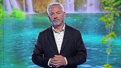 7 años después, Carlos Sobera no presentará 'Supervivientes': Telecinco elige a uno de sus presentadores estrella para sustituirle noticias imagen