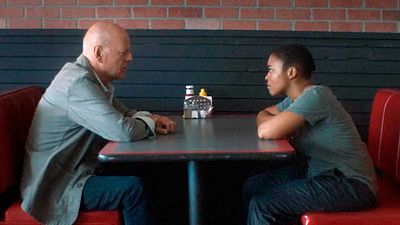 Hoy en TDT, la última película que estrenó Bruce Willis antes de retirarse por completo noticias imagen