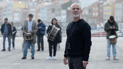 "La 'feel-good movie' definitiva": el director de 'La gran familia española' estrena el año con 'Rondallas' noticias imagen