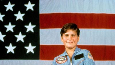 Casi 40 años después, este pequeño se ha convertido en uno de los mayores villanos del cine: ¿Puedes reconocer al actor? noticias imagen