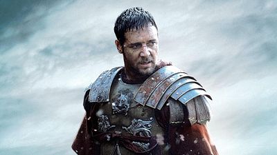 "¿Por qué iba a hacerlo? ¡Está muerto!": Ridley Scott no consultó a Russell Crowe para 'Gladiator 2' y espera que el actor no se queje noticias imagen