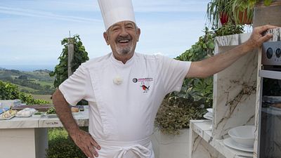 "El inspector de Michelin puede comer mucho, pero igual no sabe de cocina": Arguiñano asegura que se come mejor en su restaurante tras perder estrella noticias imagen