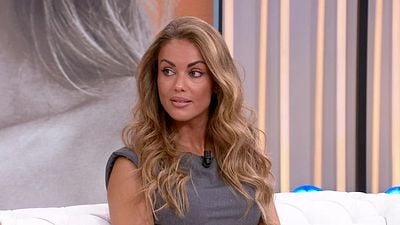 La pregunta que Lara Álvarez se negó a contestar en 'Y ahora Sonsoles': "No estoy aquí para hablar de ello" noticias imagen