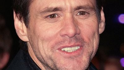 Jim Carrey se casa con su novia Min Ah, 32 años menor: llevaban cuatro años juntos y él la describe como mi "sublime compañera" noticias imagen