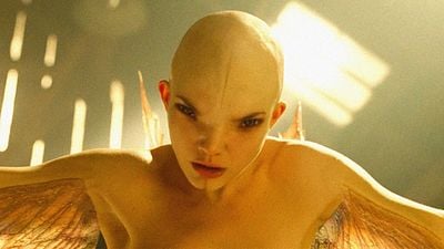 La controvertida escena de 'Splice' que se salvó porque el director se lo vio venir: la productora no podía eliminarla porque incumpliría el contrato noticias imagen