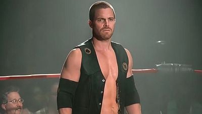 Stephen Amell cree que alguien no quiso que protagonizase la nueva 'NCIS': “Me bloqueó” noticias imagen