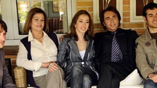 Antena 3 estrena 'Raphael: una historia de superación personal' noticias imagen