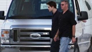 Fotos de Robert Pattinson durante el rodaje de 'Amanecer' noticias imagen