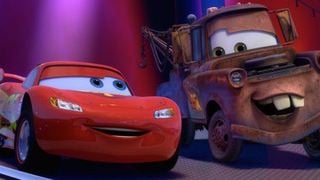 'Cars 2' le gana la carrera a 'Transformers 3'