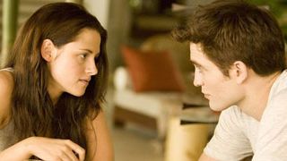 'Amanecer': nuevo tráiler completo de la película protagonizada por Robert Pattinson y Kristen Stewart noticias imagen