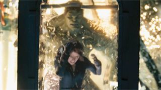 'Los Vengadores': Viuda Negra (Scarlett Johansson) cabrea a Hulk (Mark Ruffalo) noticias imagen