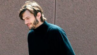 Primeras imágenes de Ashton Kutcher convertido en Steve Jobs