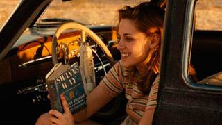 'On the Road (En el camino)': sugerente tráiler internacional de lo nuevo de Kristen Stewart